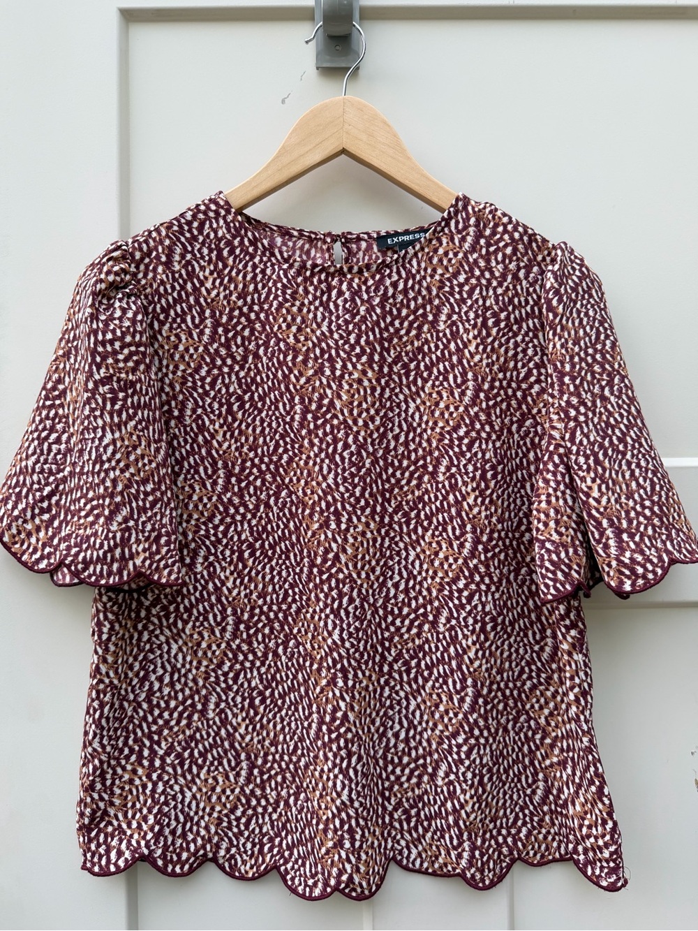 Express Burgundy Printed Scallop Sleeve and Hem Blouse- Small
